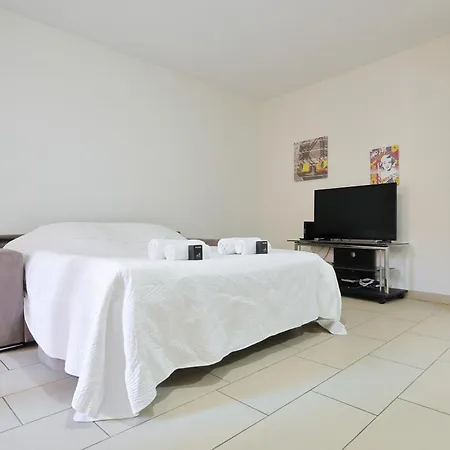 Le Suquet By Winsome Destination Κάννες